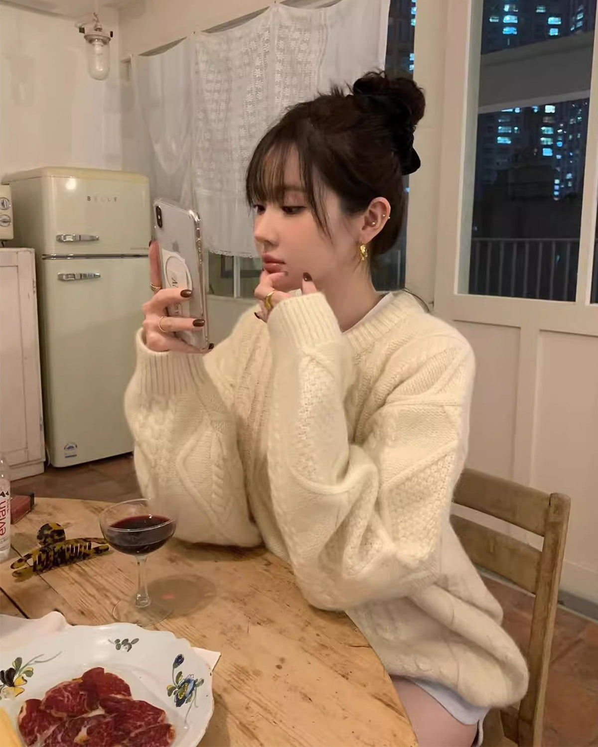 ケーブルオーバーニットセーター